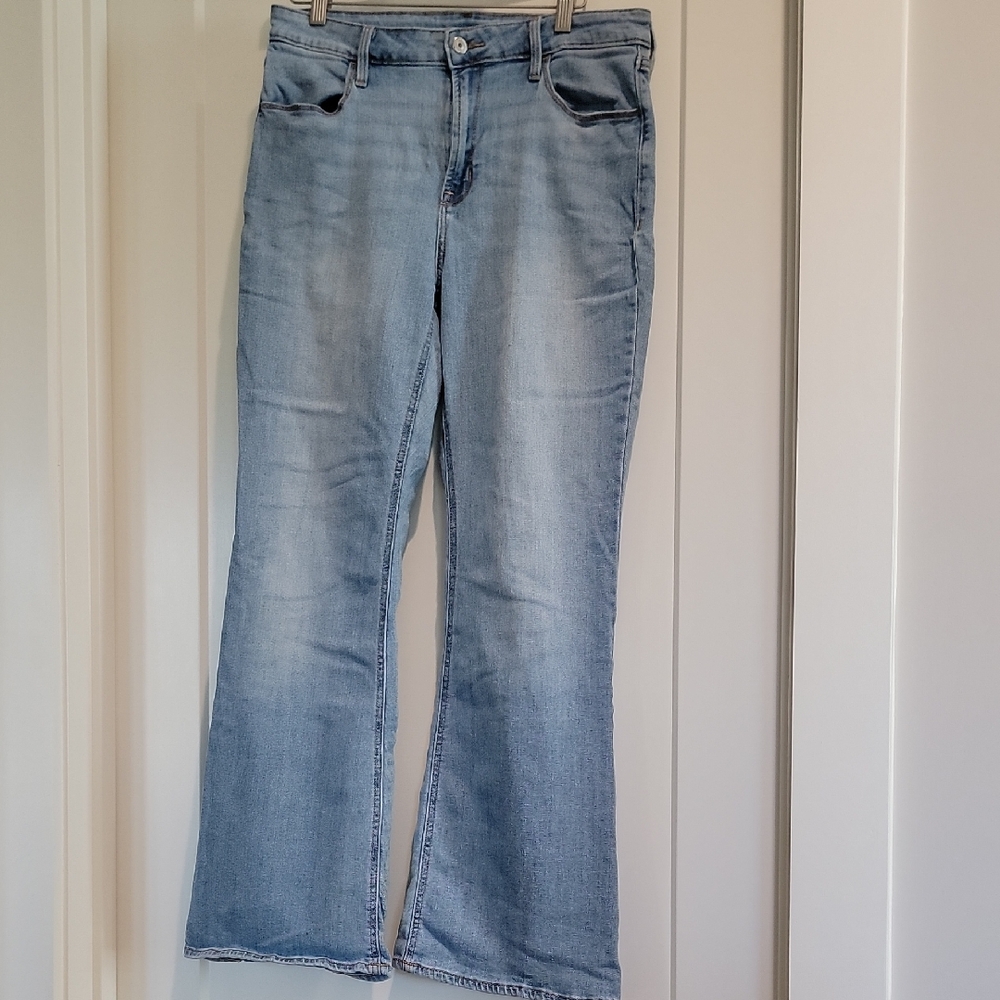 Old Navy Light Blue Flare Jeans - Faded Wash